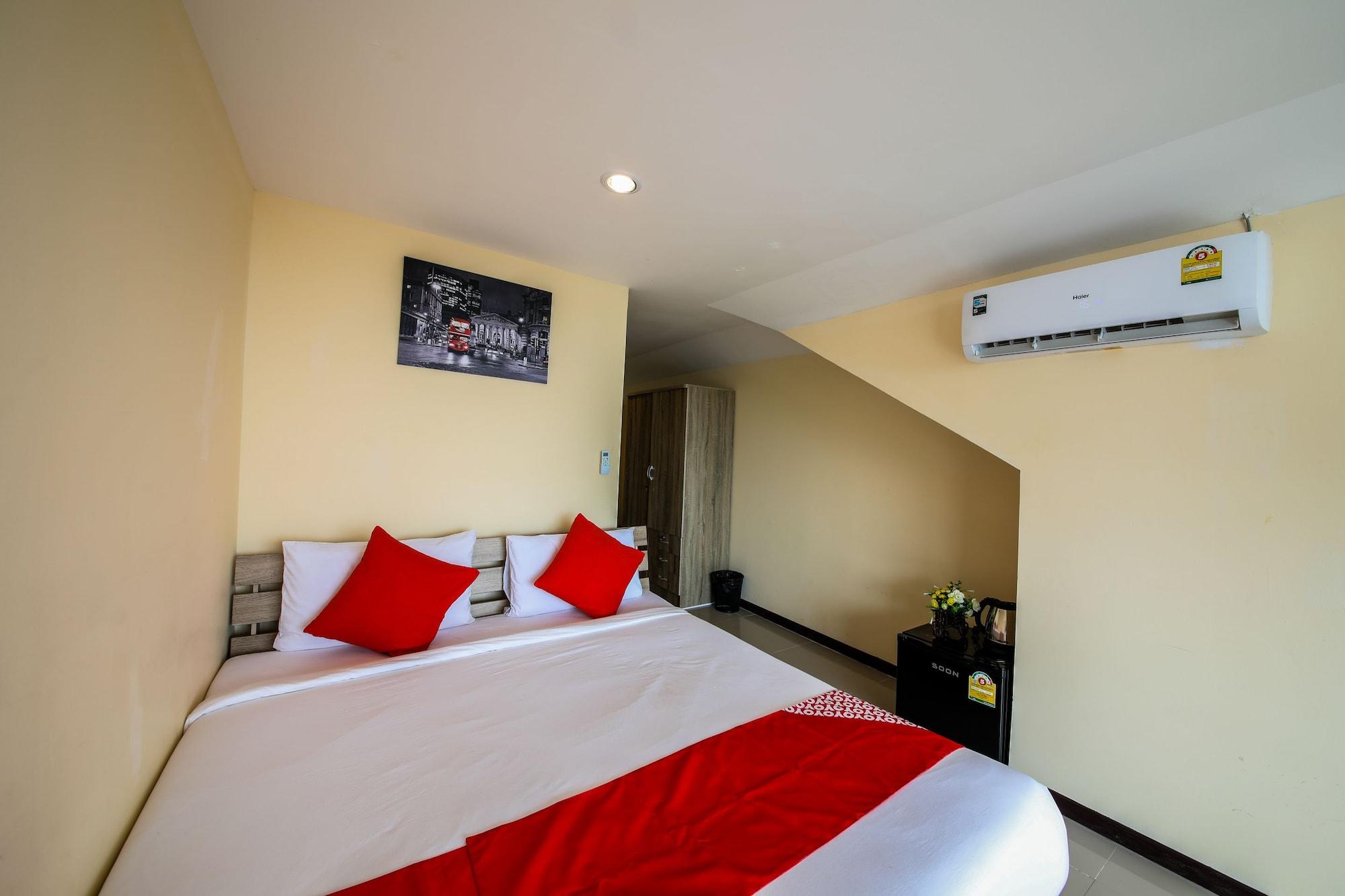 Oyo 118 Beach Walk Stay Patong Luaran gambar