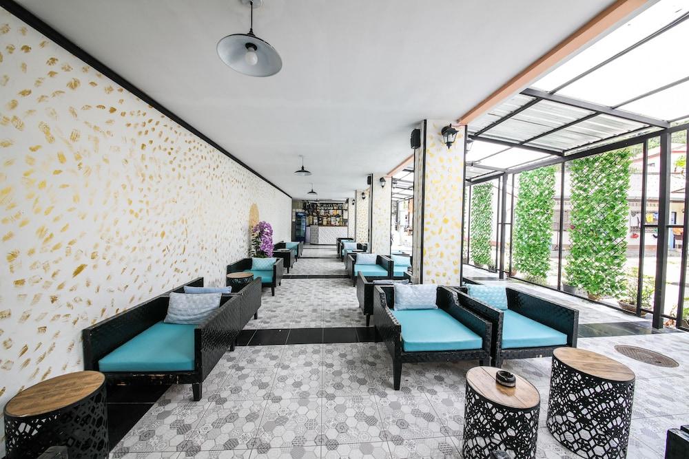 Oyo 118 Beach Walk Stay Patong Luaran gambar