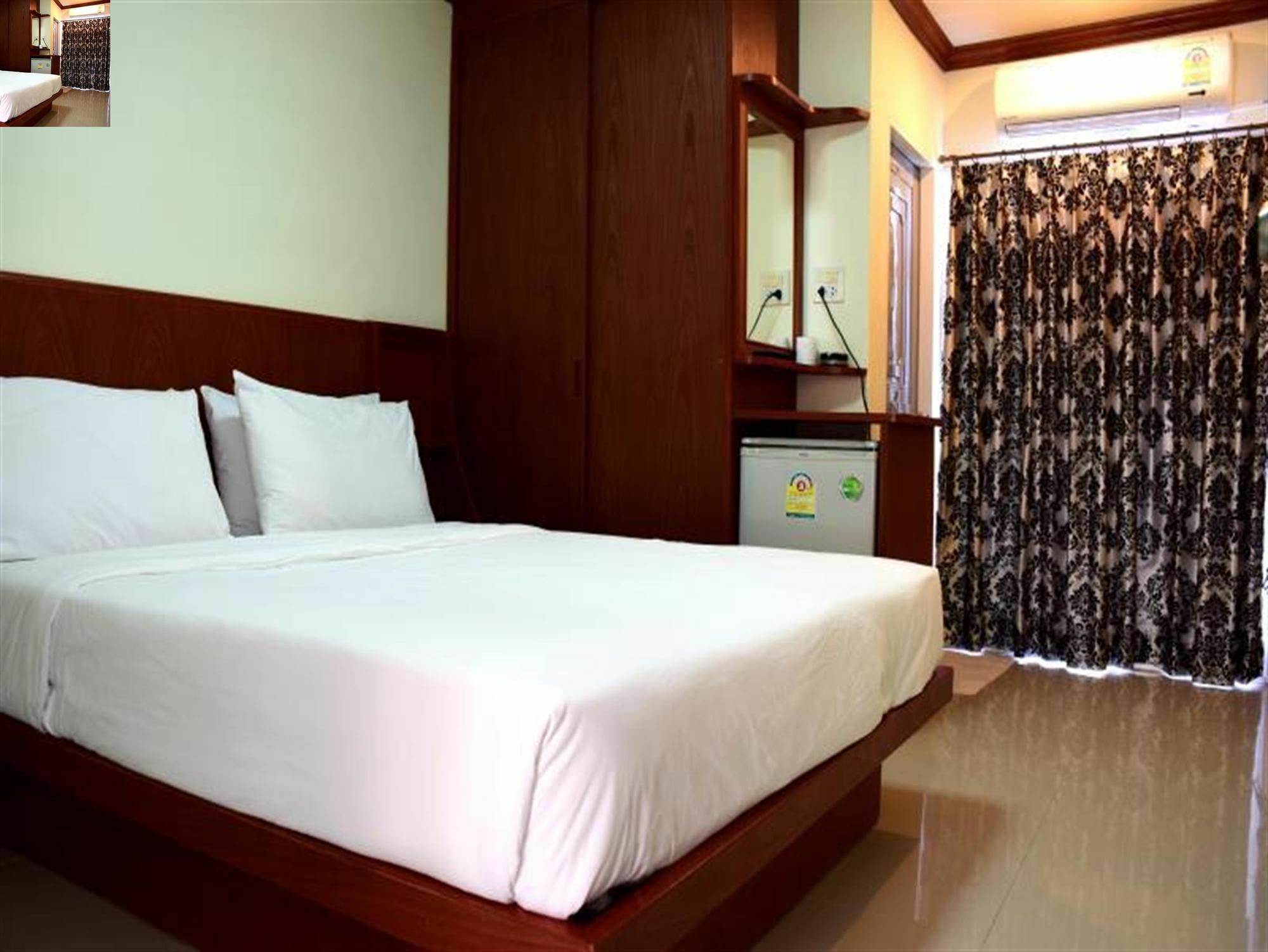 Oyo 118 Beach Walk Stay Patong Luaran gambar