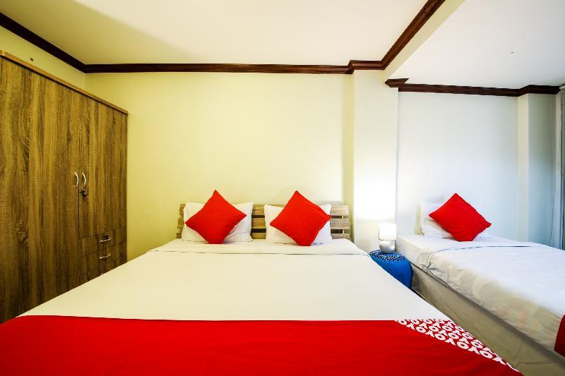 Oyo 118 Beach Walk Stay Patong Luaran gambar